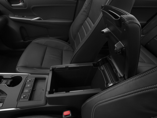 2016 Toyota Camry Hybrid XLE