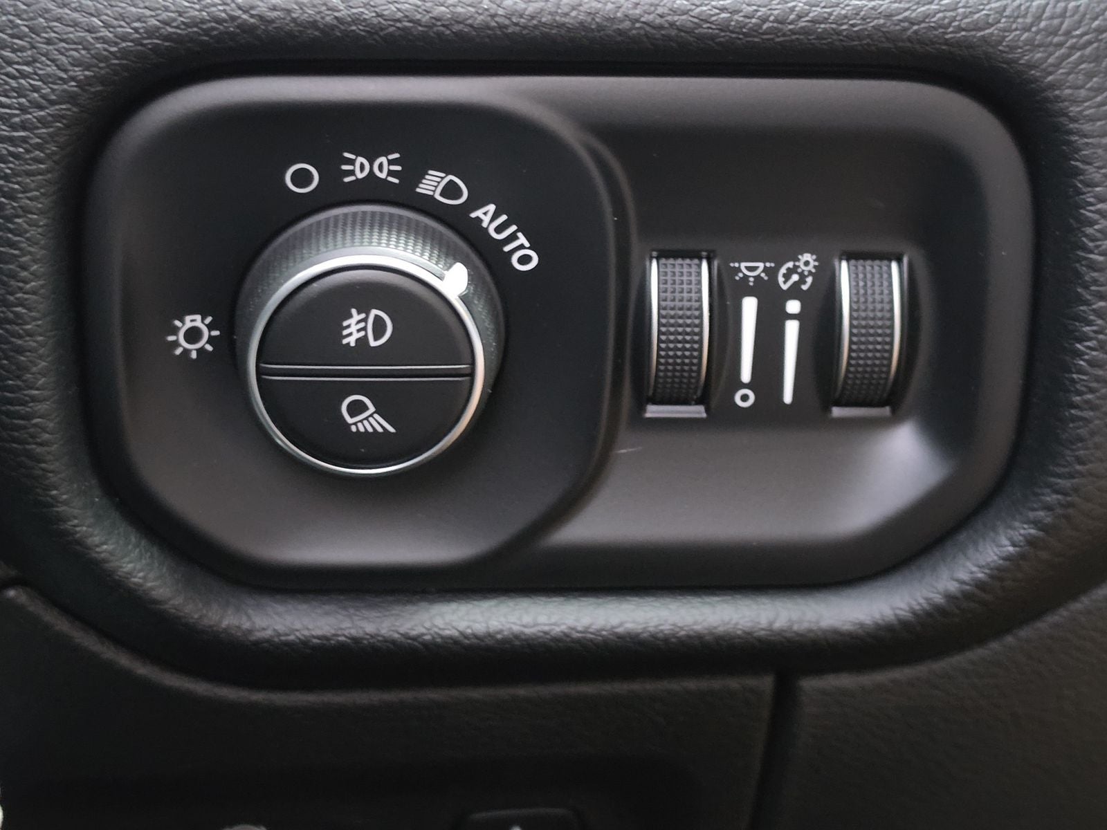 2021 RAM Ram 1500 Pickup Laramie - Photo 20