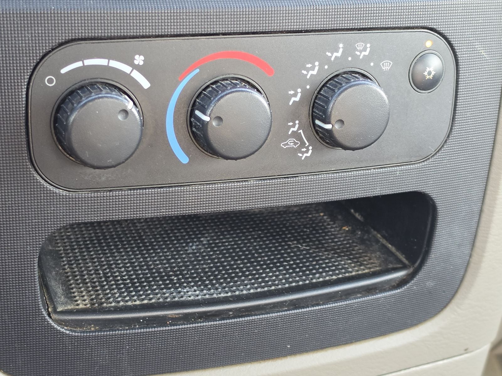 2005 Dodge Ram 1500 ST