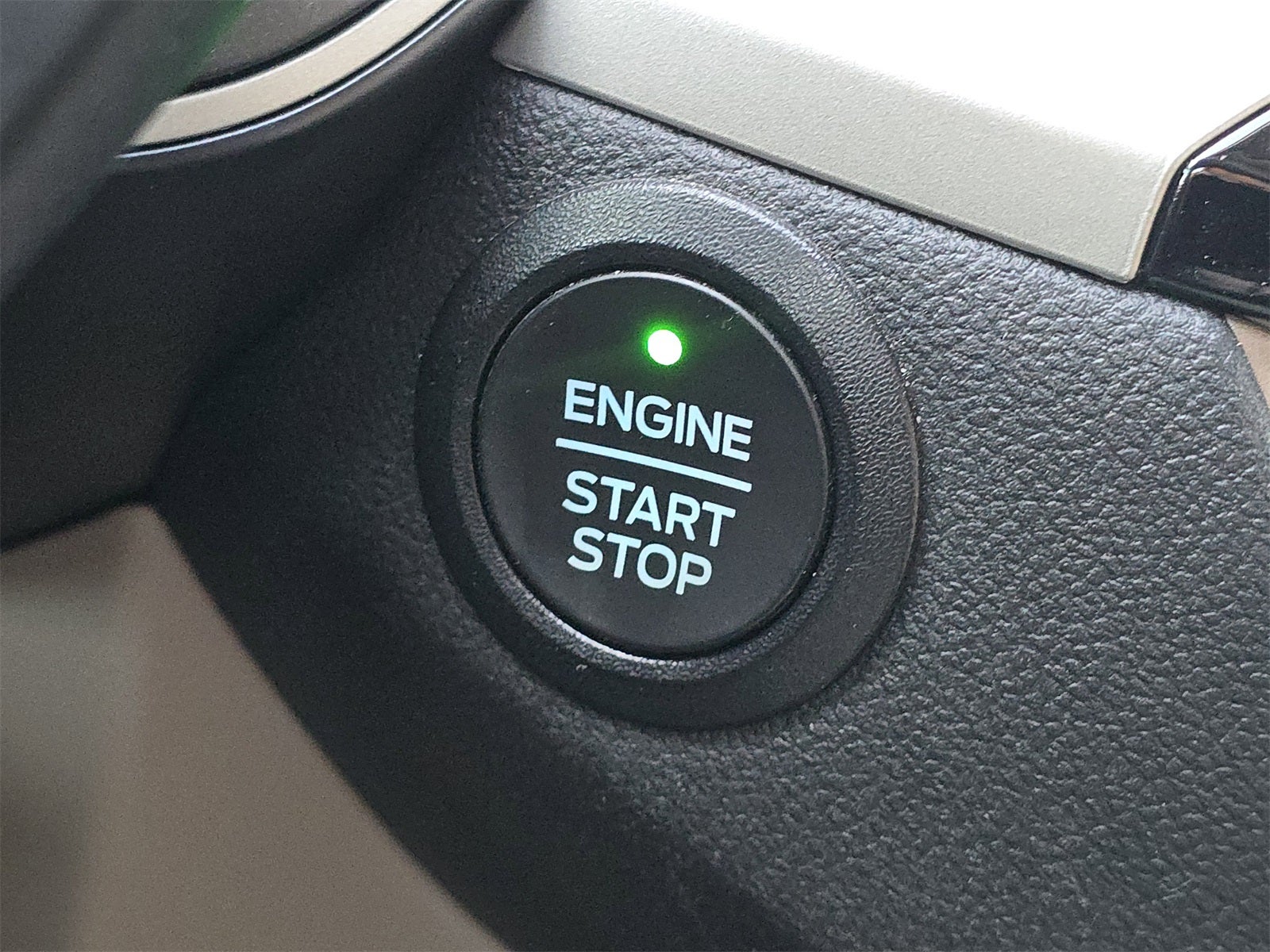 2021 Ford Escape SE Hybrid