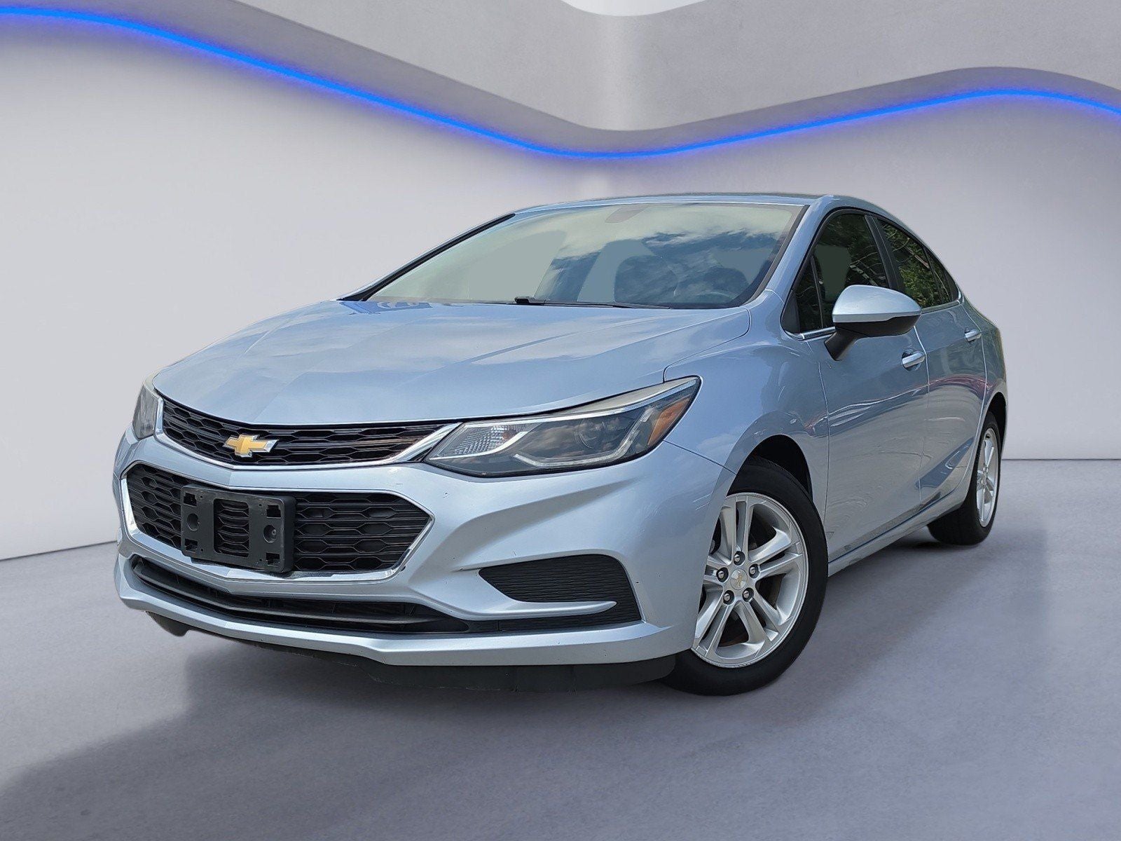 Used 2018 Chevrolet Cruze LT with VIN 1G1BE5SM4J7187638 for sale in Dalton, GA
