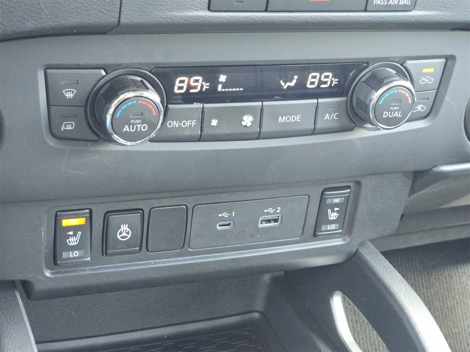 2024 Nissan Frontier SL