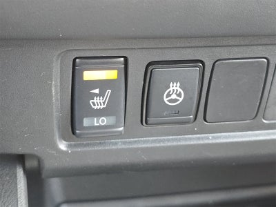 2024 Nissan Frontier SL