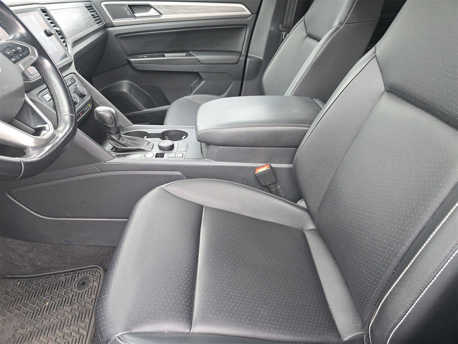 2020 Volkswagen Atlas Cross Sport 3.6L V6 SE w/Technology 4Motion