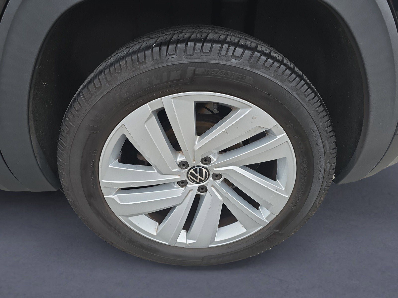 2020 Volkswagen Atlas Cross Sport 3.6L V6 SE w/Technology 4Motion