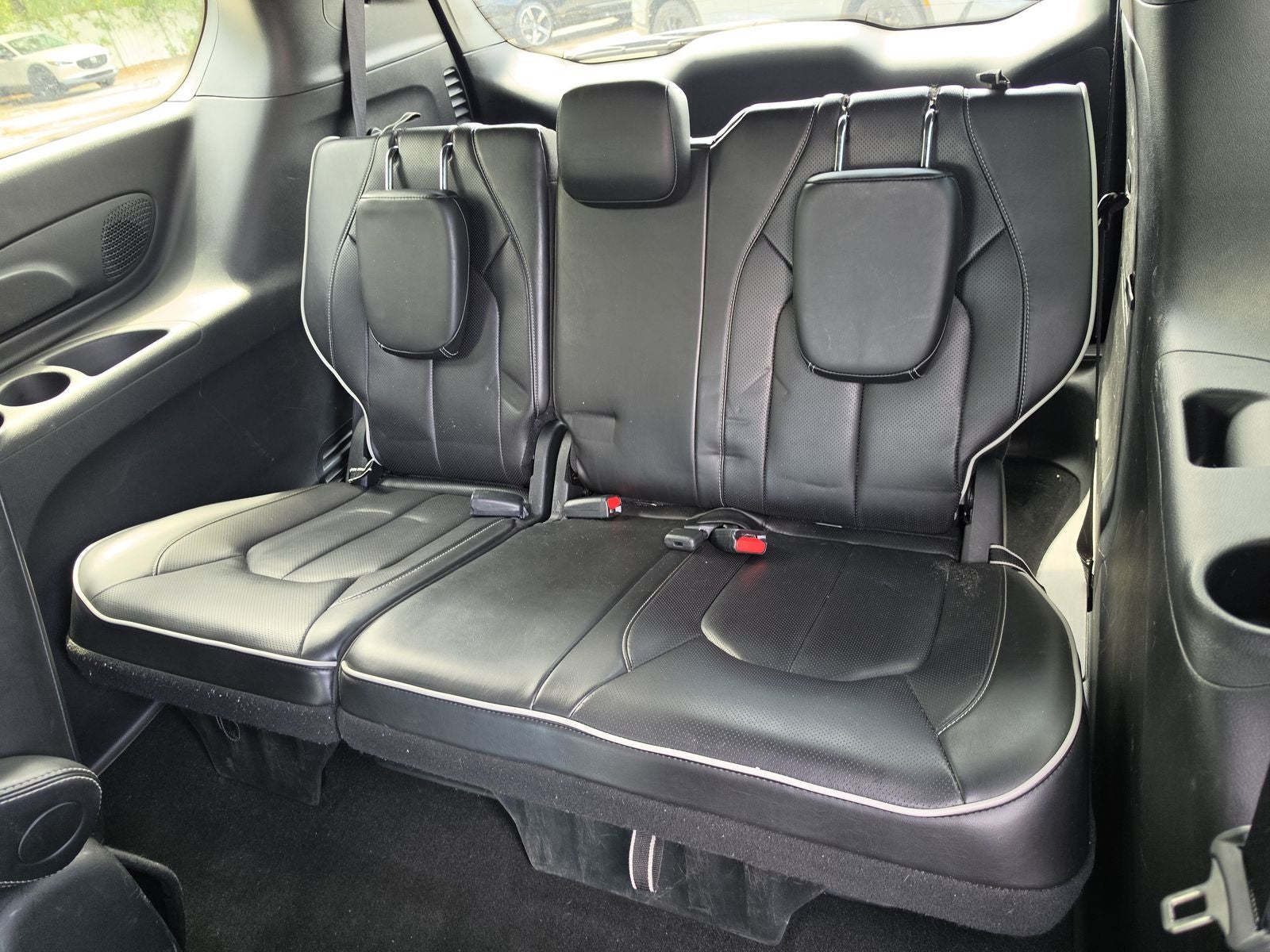 2024 Chrysler Pacifica Hybrid Select Premium S Appearance