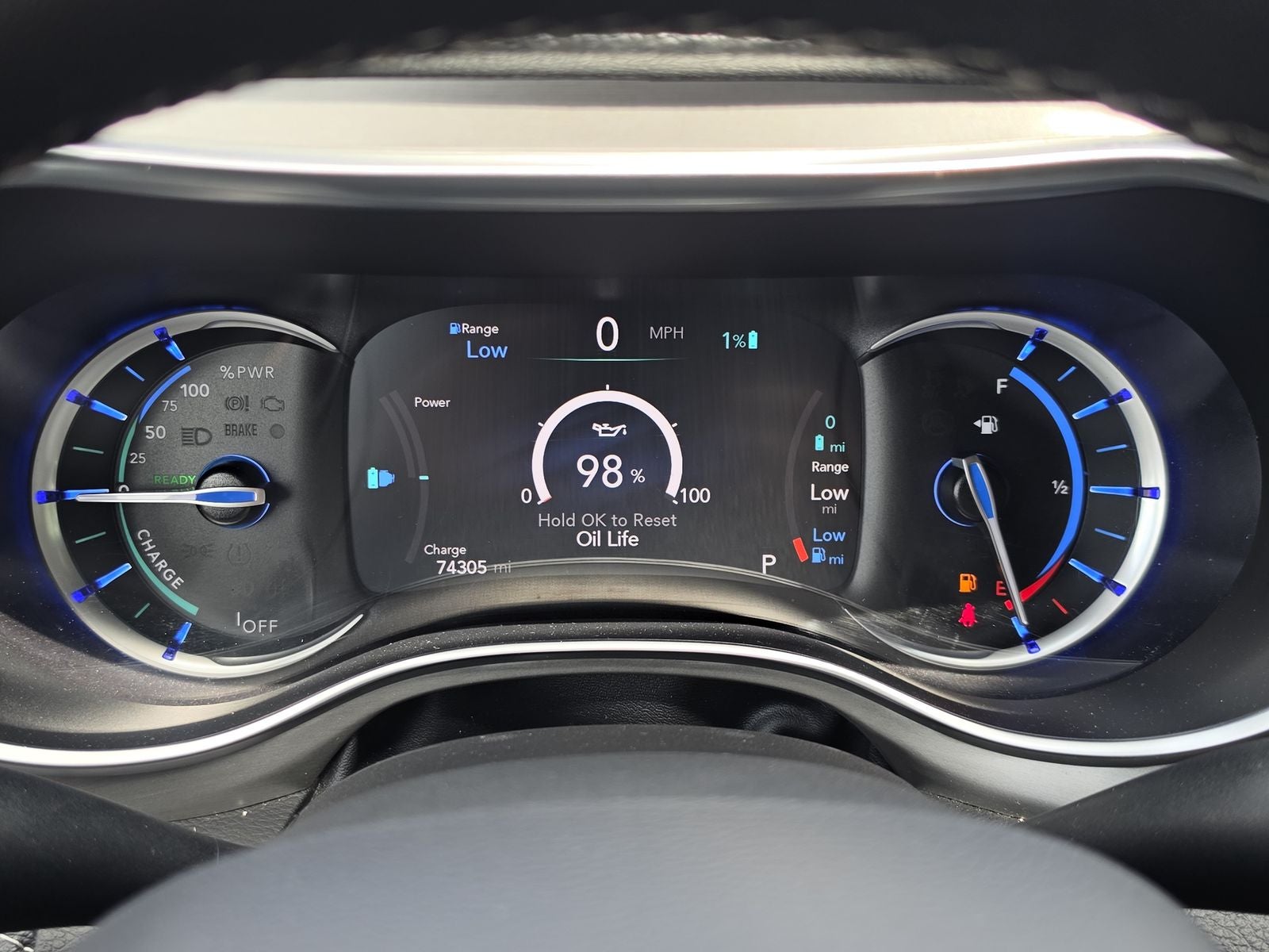2024 Chrysler Pacifica Hybrid Select Premium S Appearance