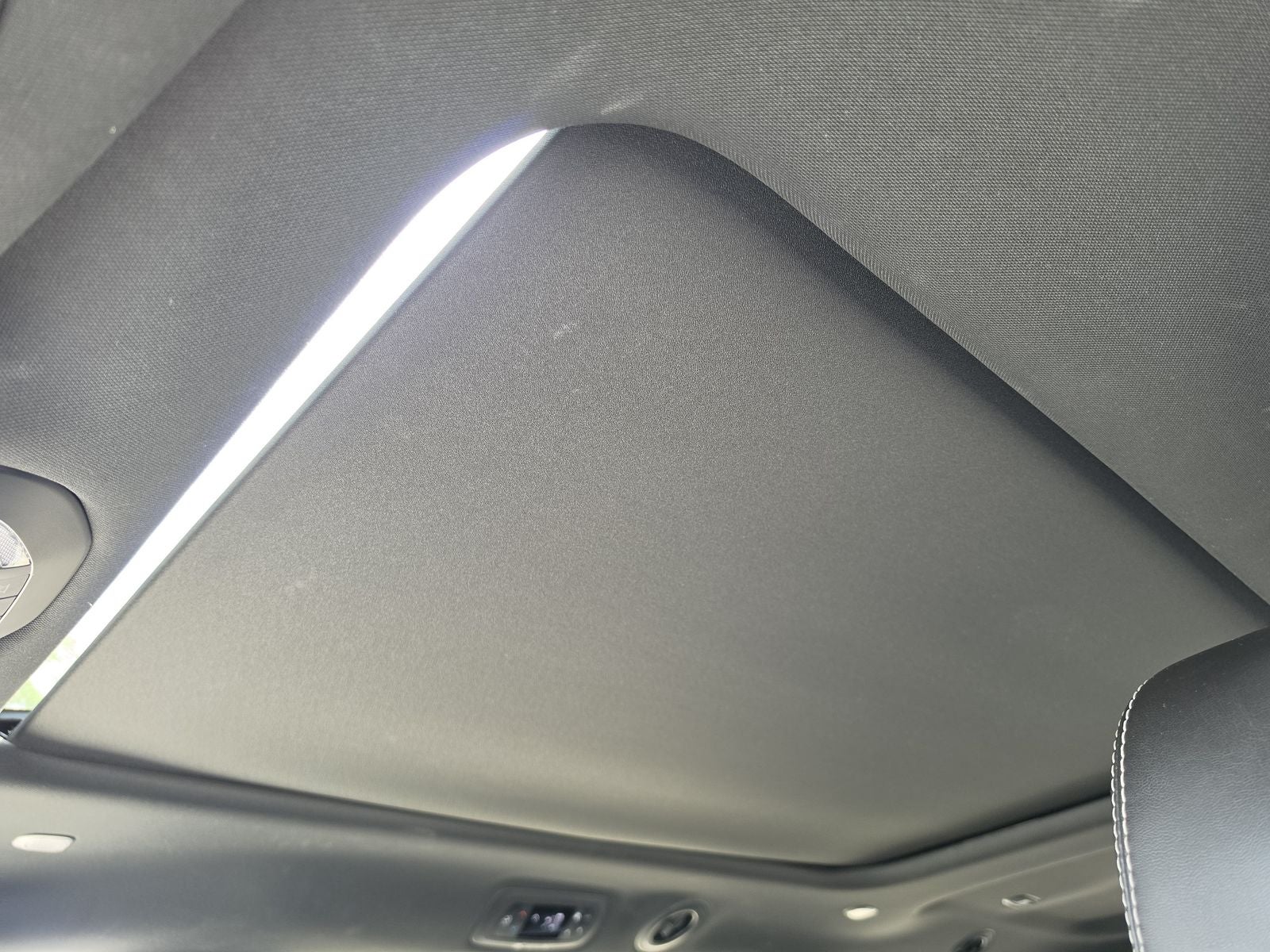 2024 Chrysler Pacifica Hybrid Select Premium S Appearance