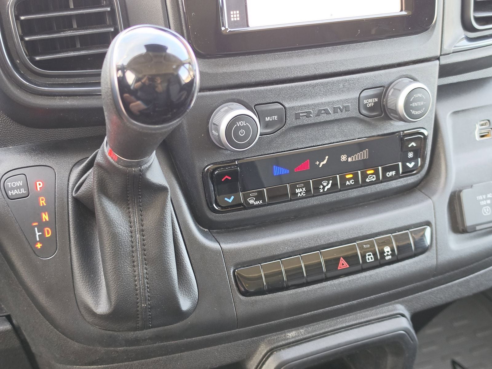 2023 RAM ProMaster 2500 Base