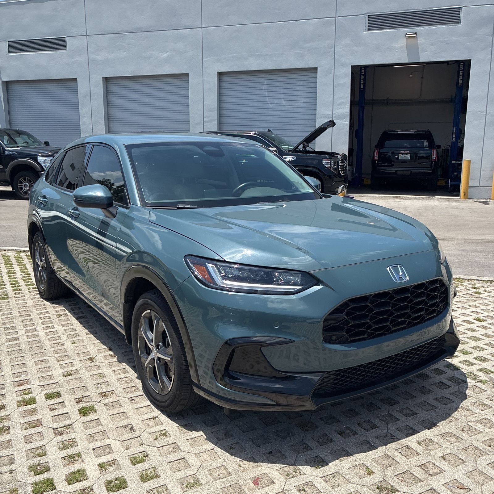 2025 Honda HR-V EX-L