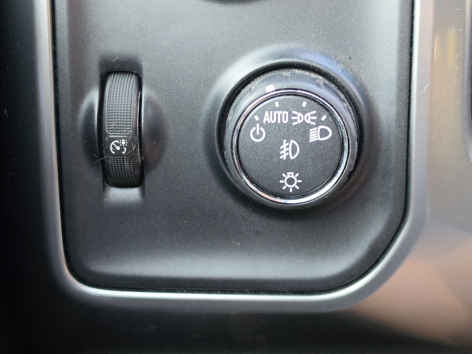 2015 Chevrolet Silverado 1500 LTZ 2LZ