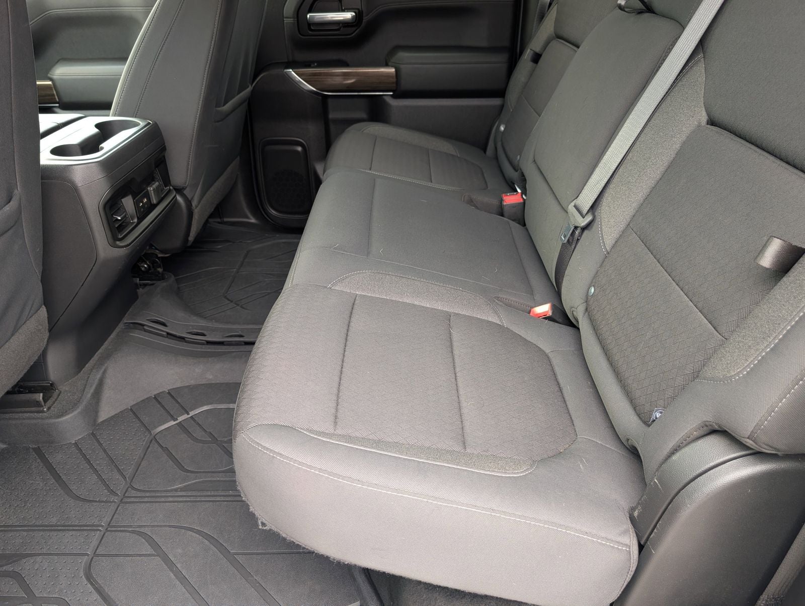 2020 Chevrolet Silverado 1500 RST - Photo 12