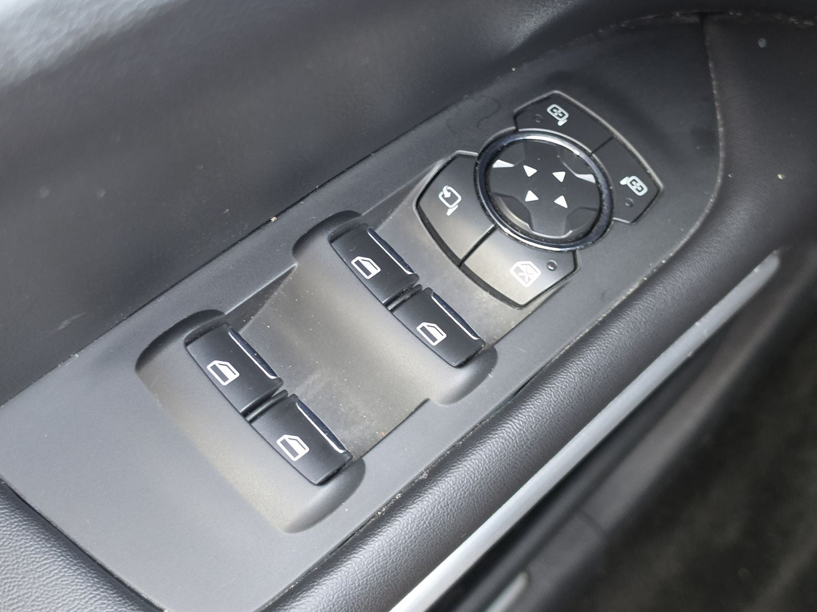 2016 Lincoln MKZ Hybrid Base