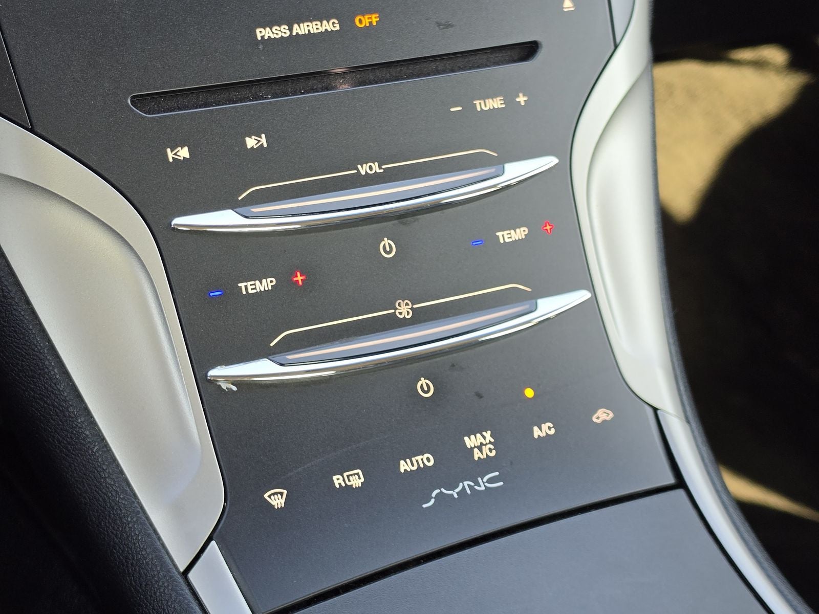 2016 Lincoln MKZ Hybrid Base