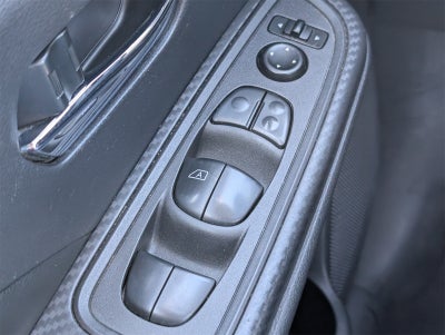 2020 Nissan Versa 1.6 SV