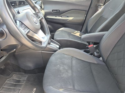 2019 Nissan Kicks S
