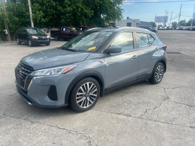 2022 Nissan Kicks SV