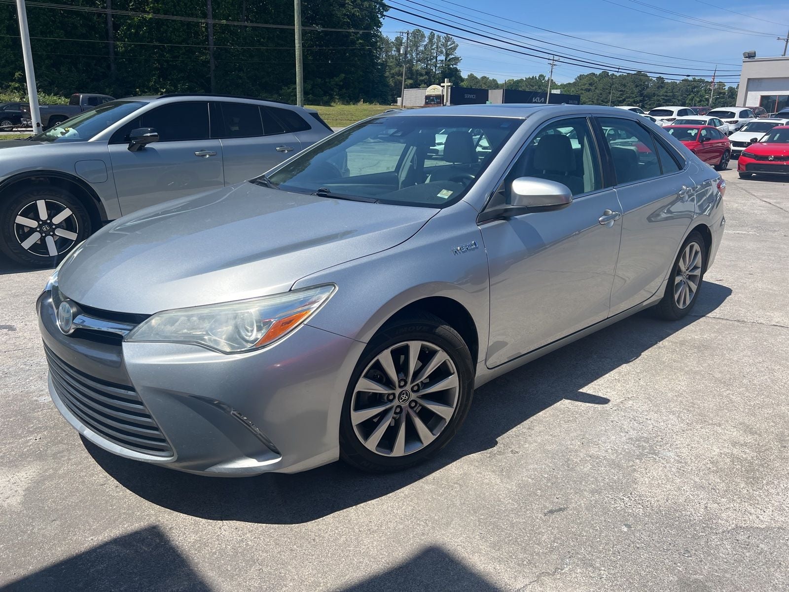 2016 Toyota Camry Hybrid XLE