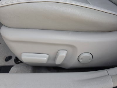 2016 Toyota Camry Hybrid XLE