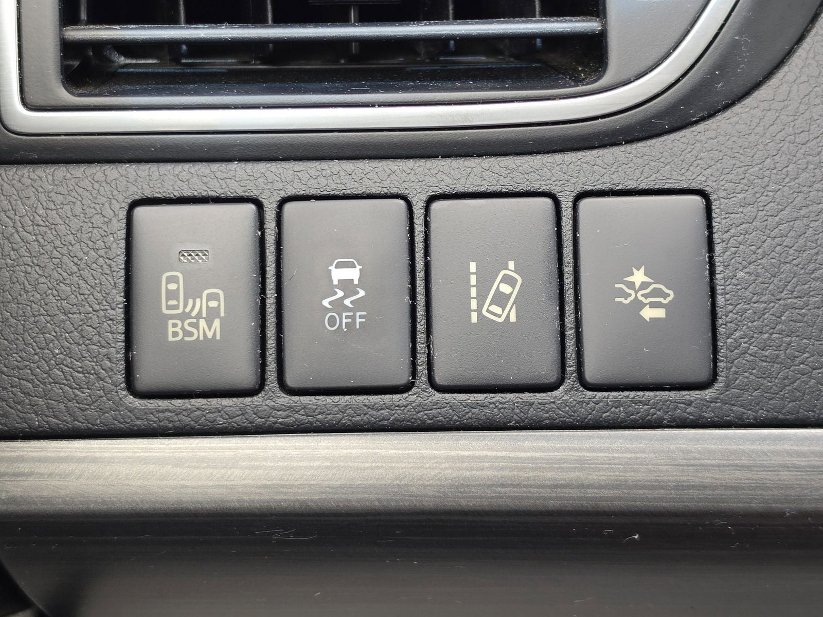2016 Toyota Camry Hybrid XLE