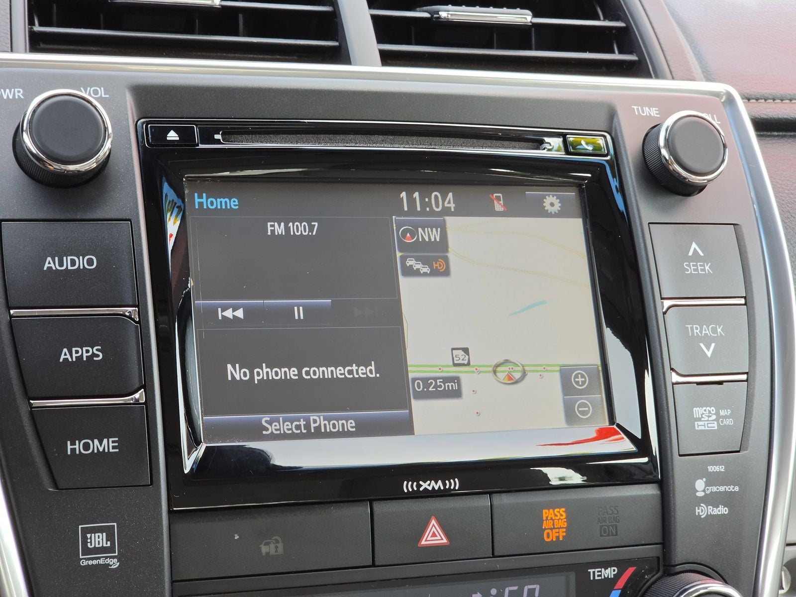2016 Toyota Camry Hybrid XLE