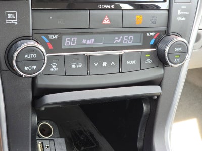 2016 Toyota Camry Hybrid XLE