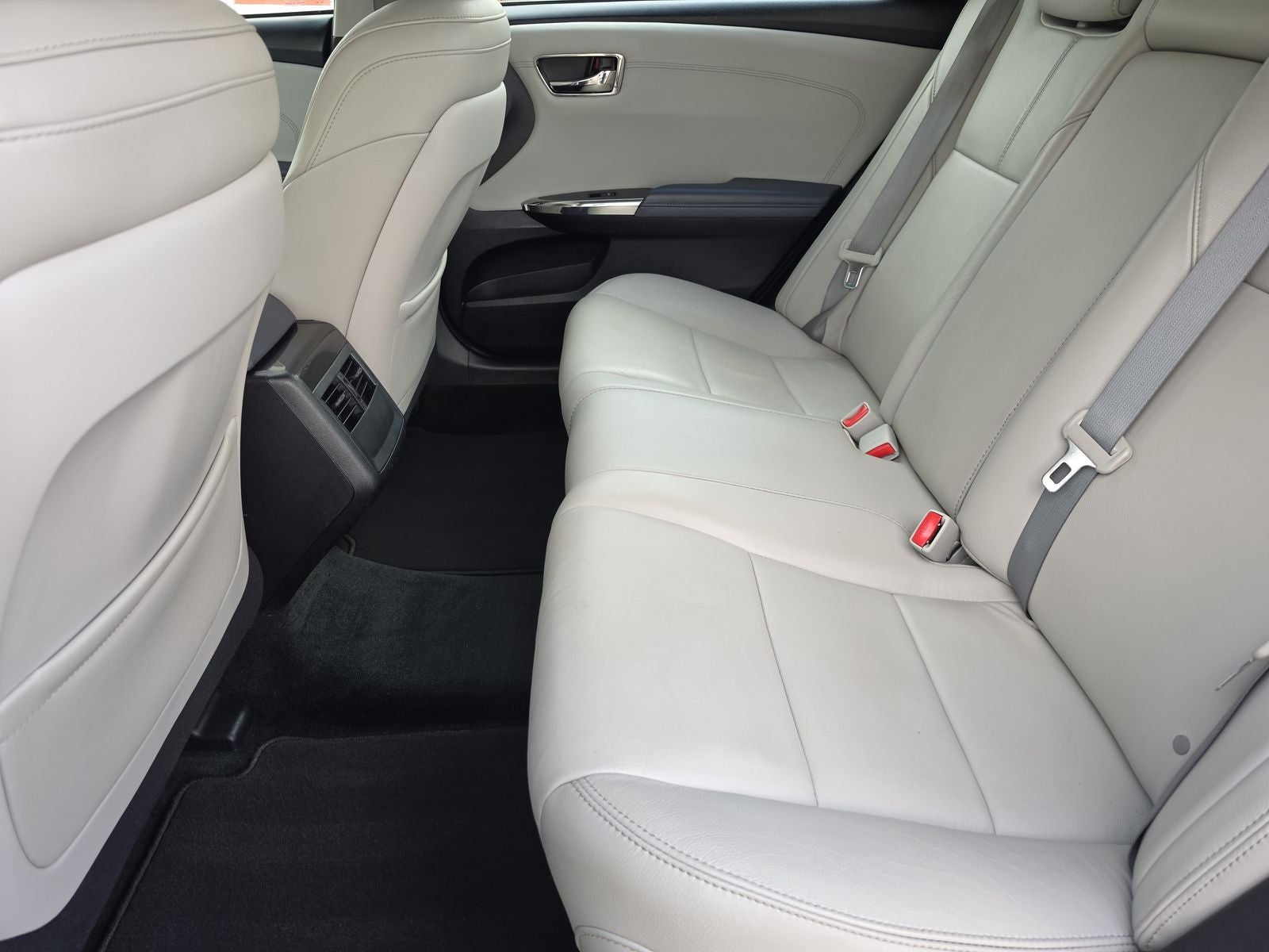 2013 Toyota Avalon XLE Touring