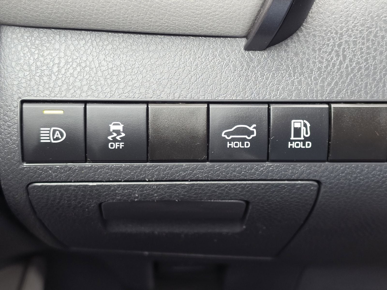 2023 Toyota Camry XLE - Photo 14