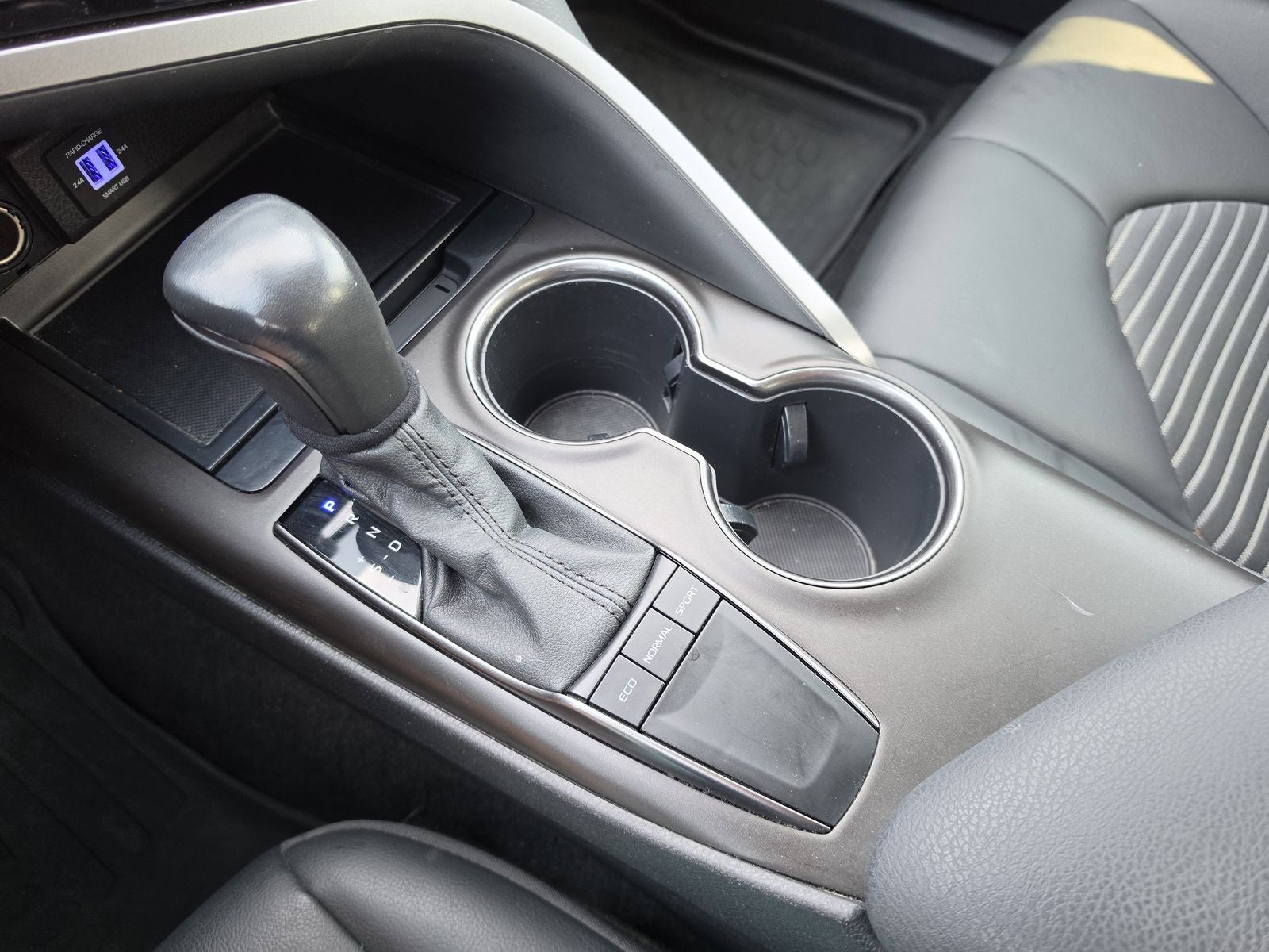 2022 Toyota Camry SE Nightshade