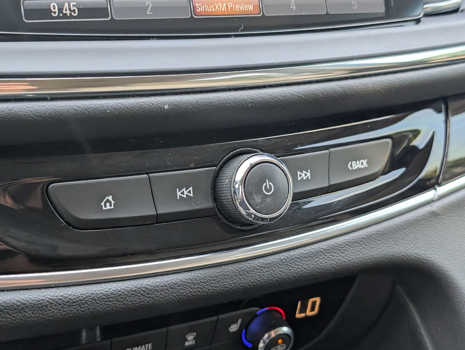 2019 Buick Enclave Essence