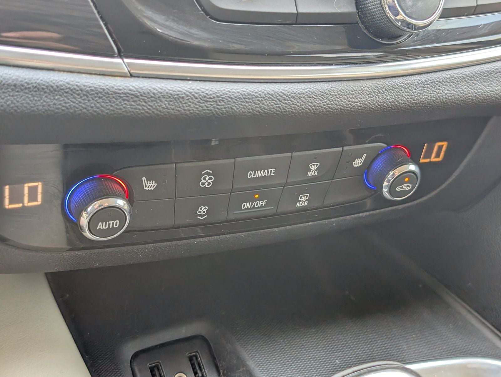 2019 Buick Enclave Essence
