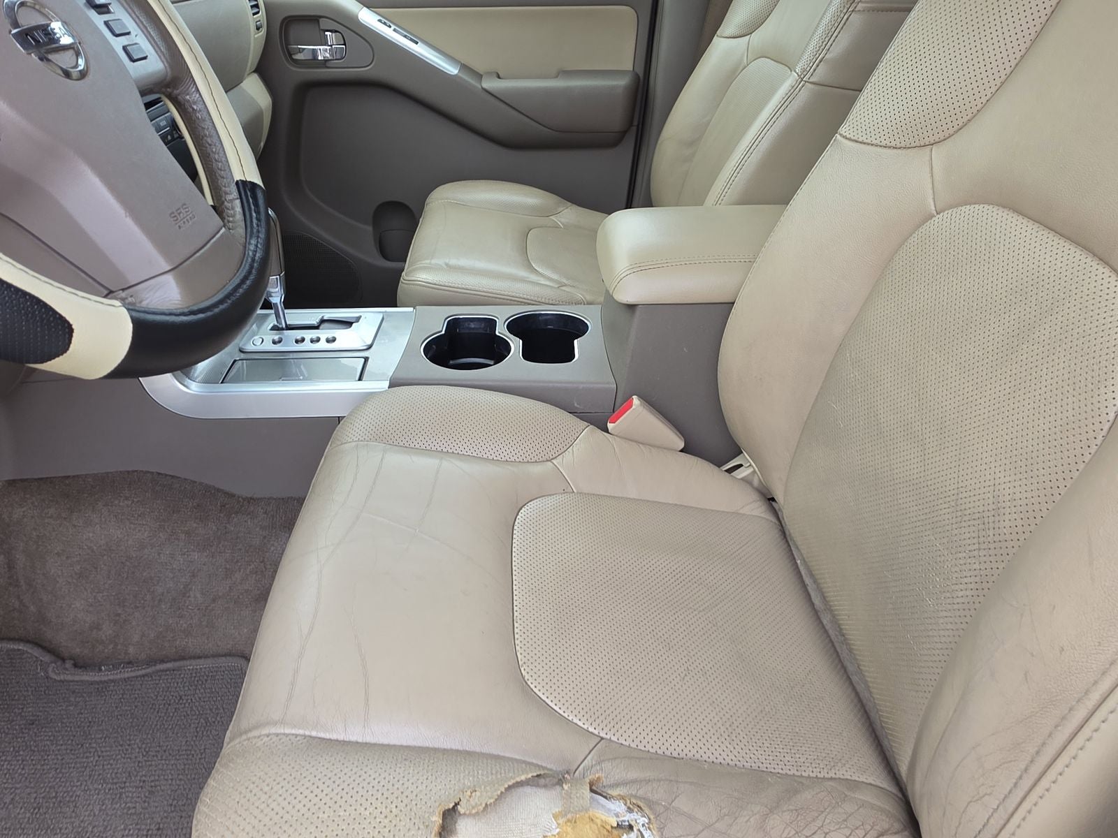 2011 Nissan Pathfinder Silver