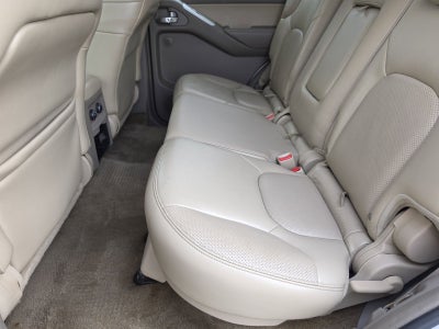 2011 Nissan Pathfinder Silver