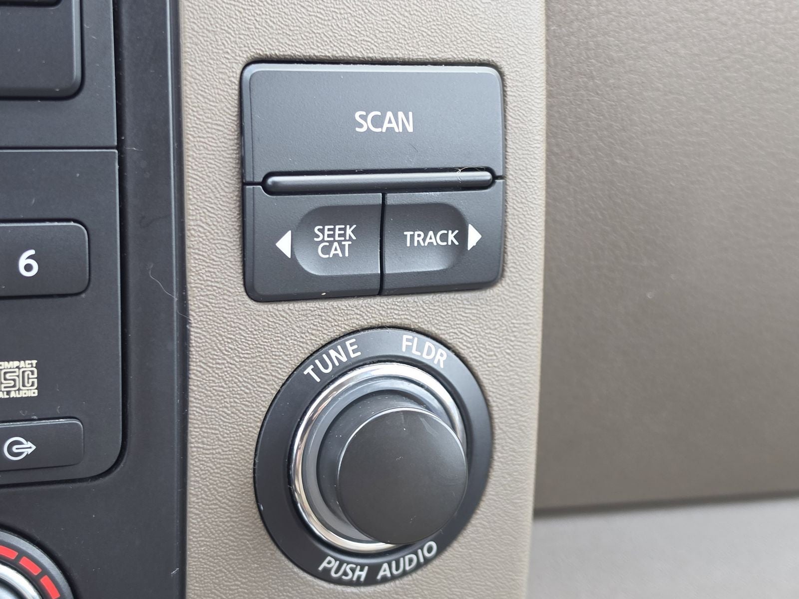 2011 Nissan Pathfinder Silver