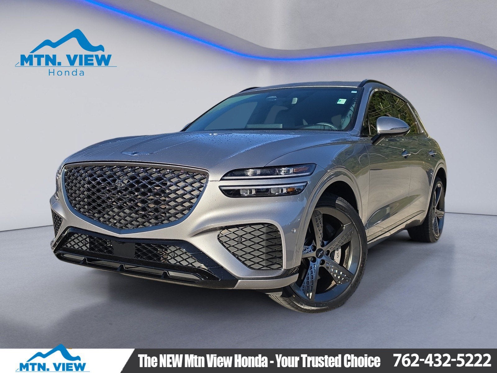 2024 GENESIS GV70 Standard