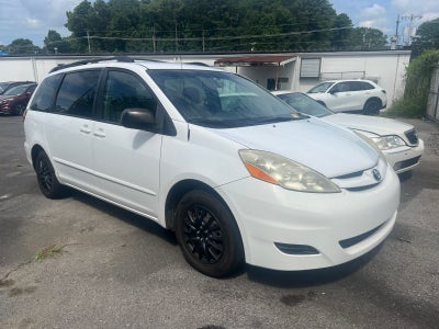 2010 Toyota Sienna LE