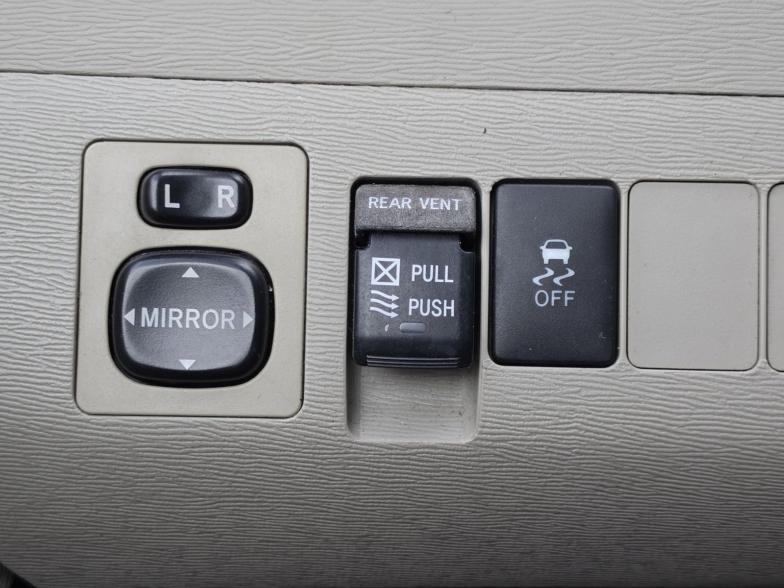 2014 Toyota Sienna XLE 8 Passenger