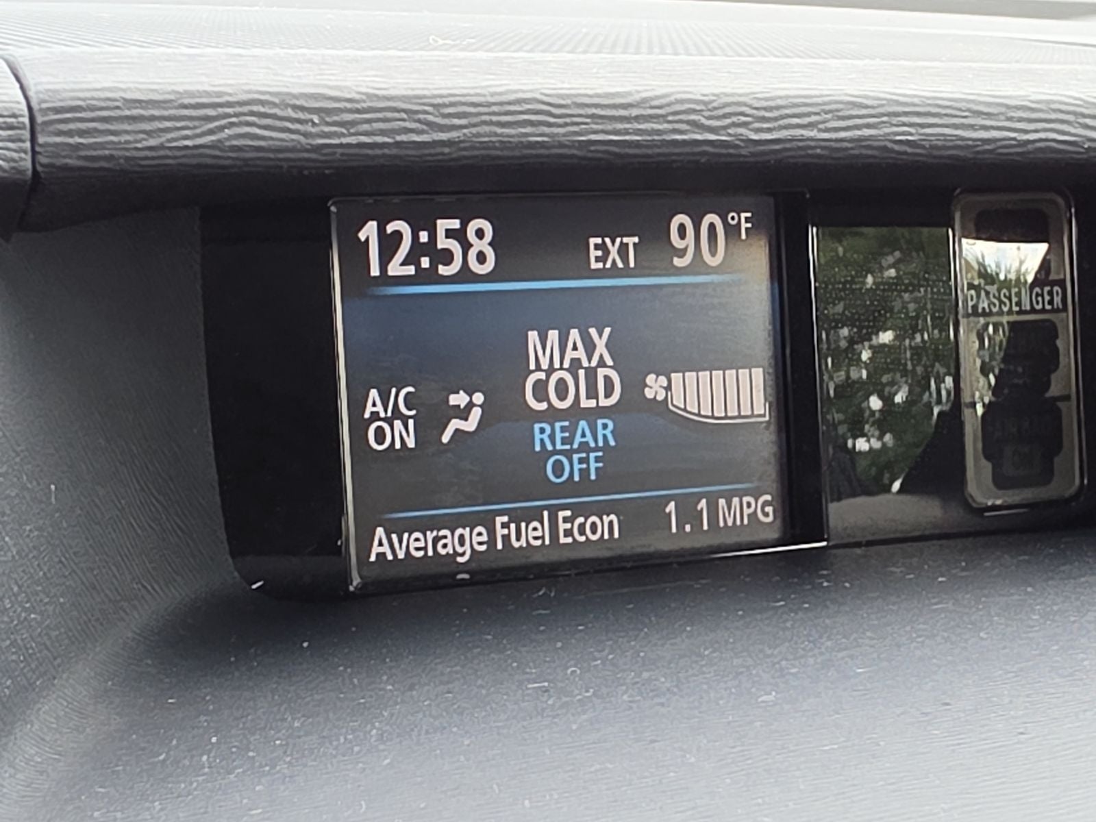 2014 Toyota Sienna XLE 8 Passenger