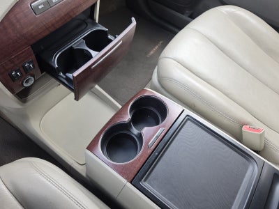 2014 Toyota Sienna XLE 8 Passenger