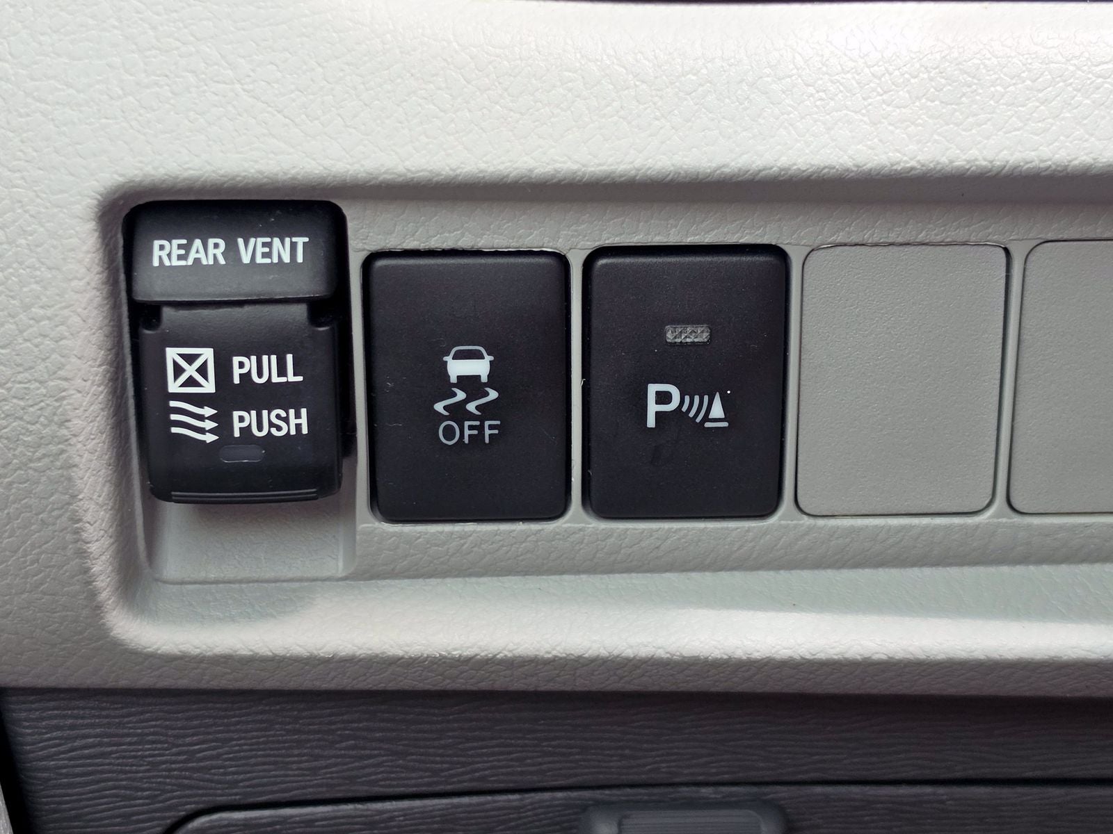 2020 Toyota Sienna XLE Premium 8 Passenger