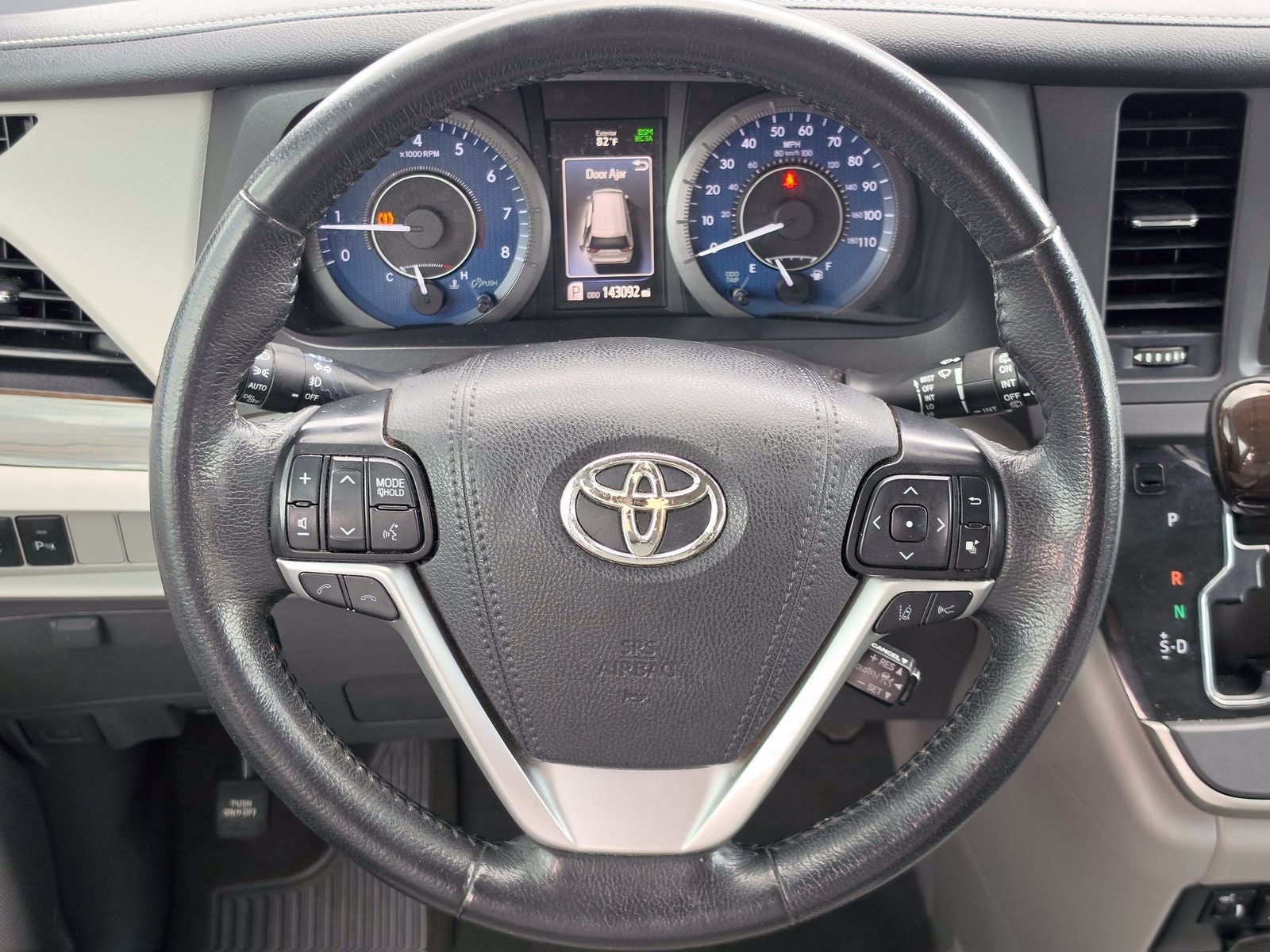 2020 Toyota Sienna XLE Premium 8 Passenger
