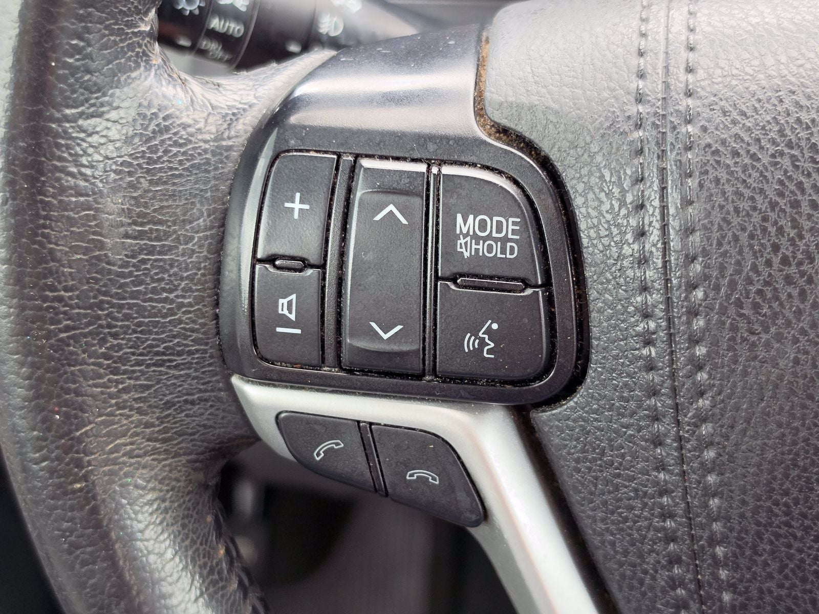 2020 Toyota Sienna XLE Premium 8 Passenger