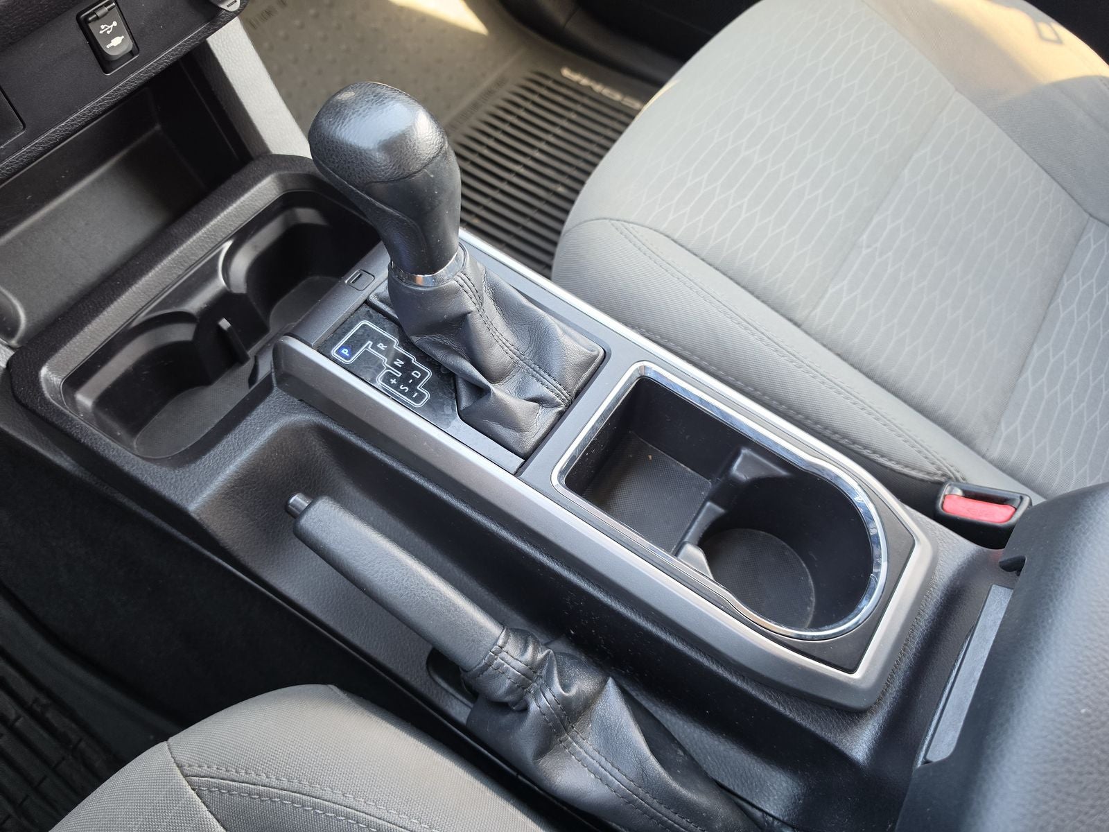 2016 Toyota Tacoma SR5