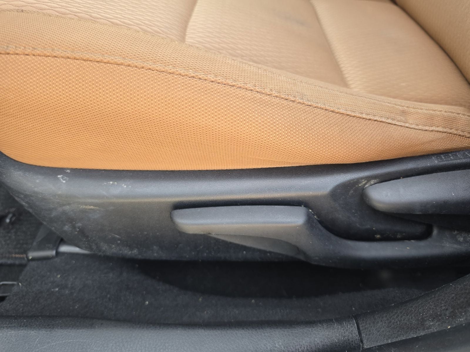 2016 Toyota Corolla LE Plus