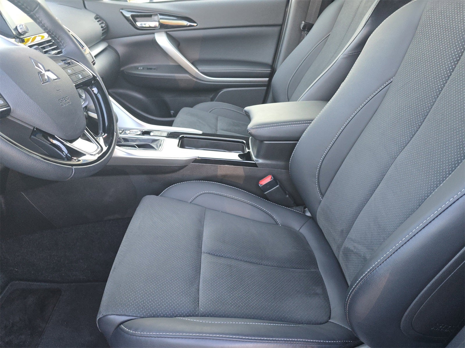 2025 Mitsubishi Eclipse Cross SE