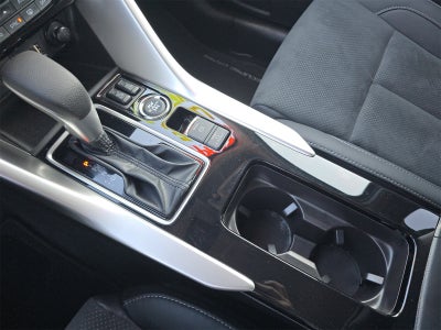 2025 Mitsubishi Eclipse Cross SE