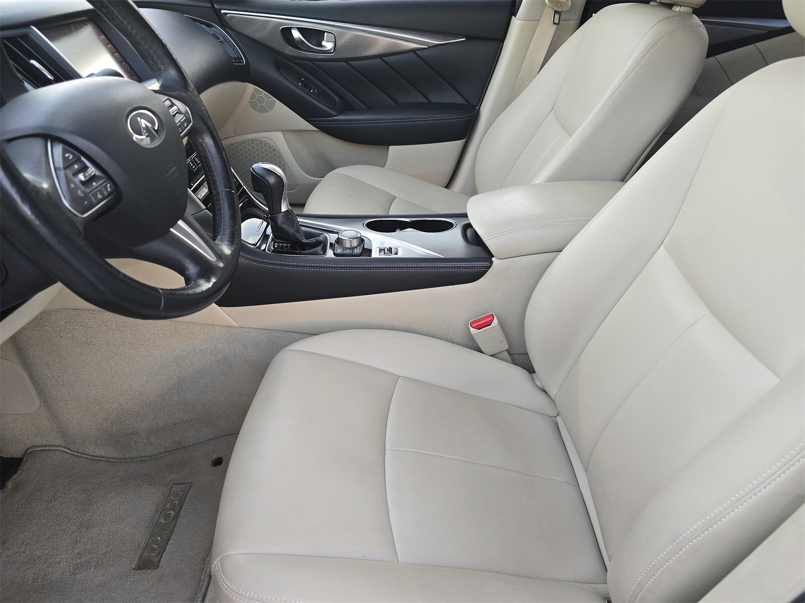 2016 INFINITI Q50 3.0t Premium