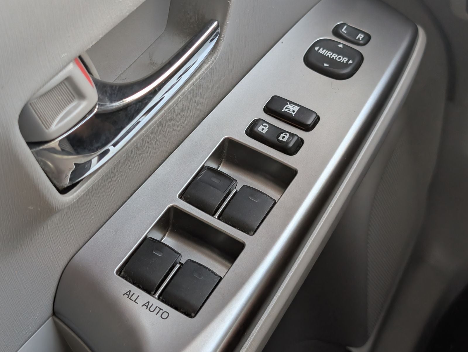 2015 Toyota Prius v Three