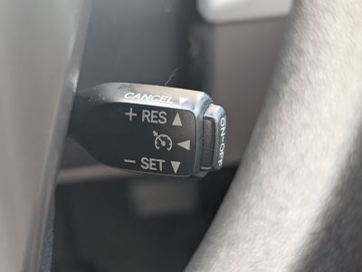2015 Toyota Prius v Three