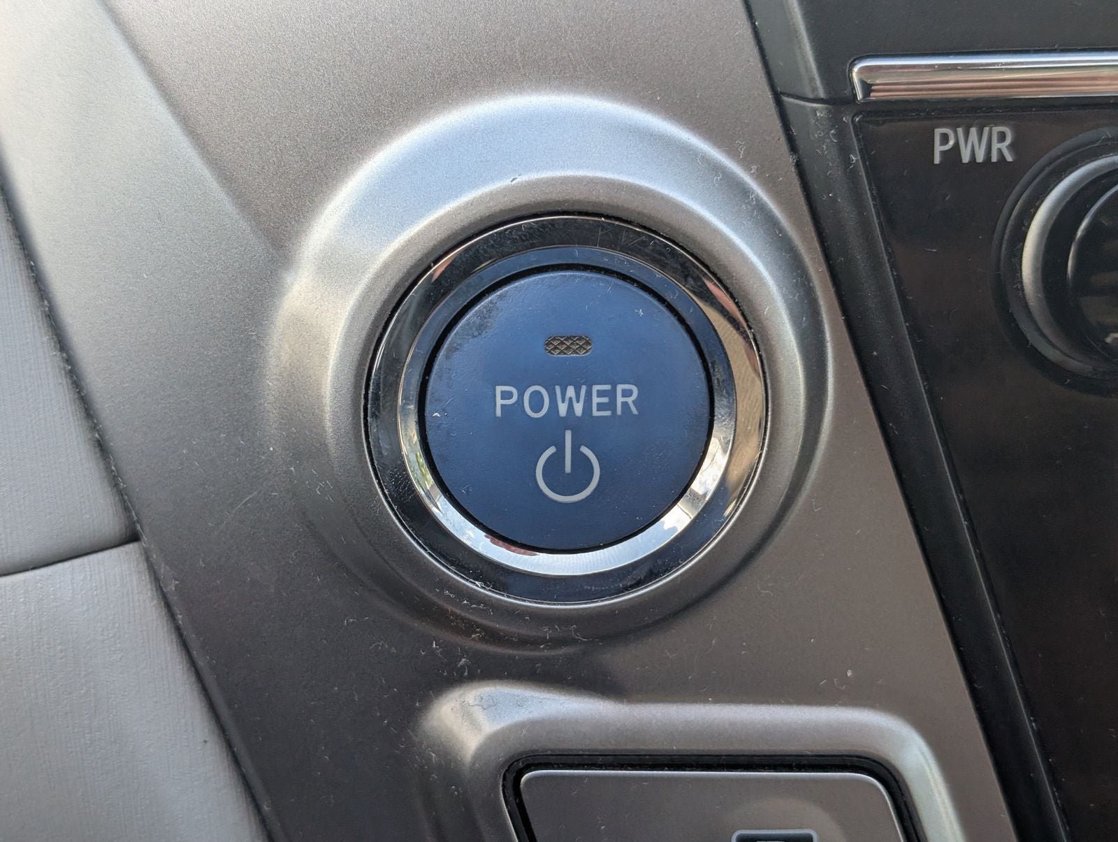 2015 Toyota Prius v Three